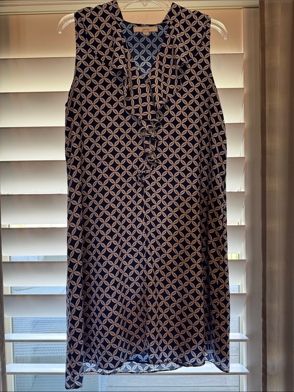 Lark & Ro Navy & white Geometric Sleeveless Shift Dress